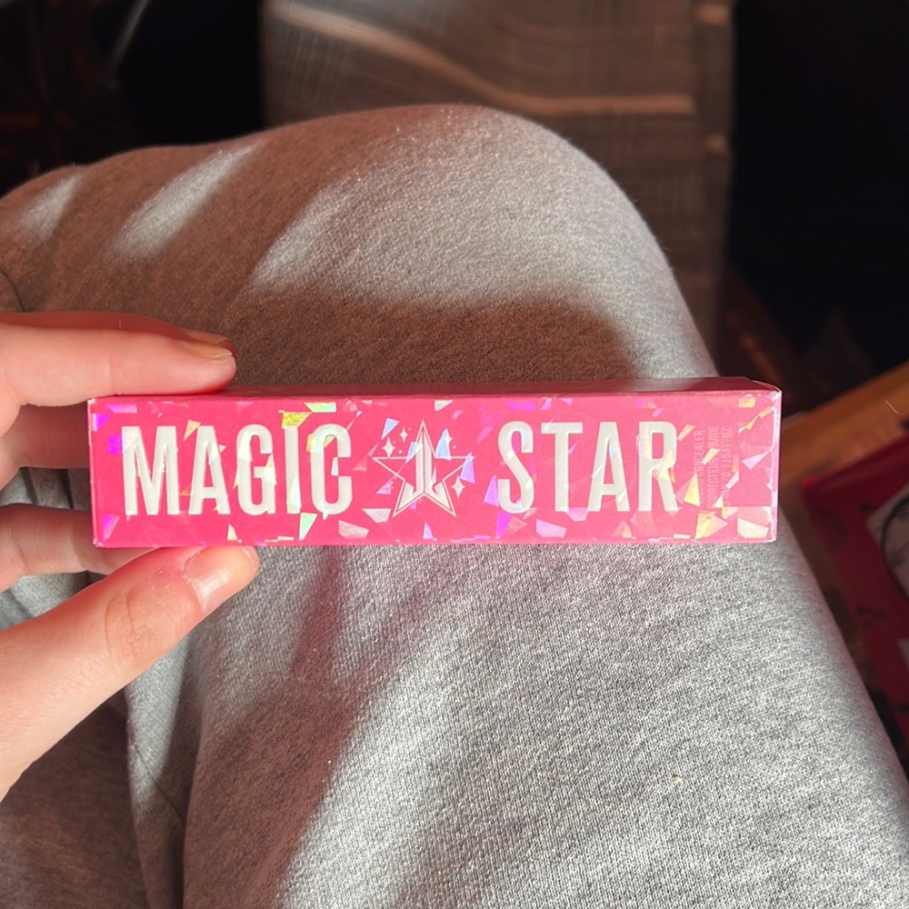 Jeffree Star Magic Star Concealer